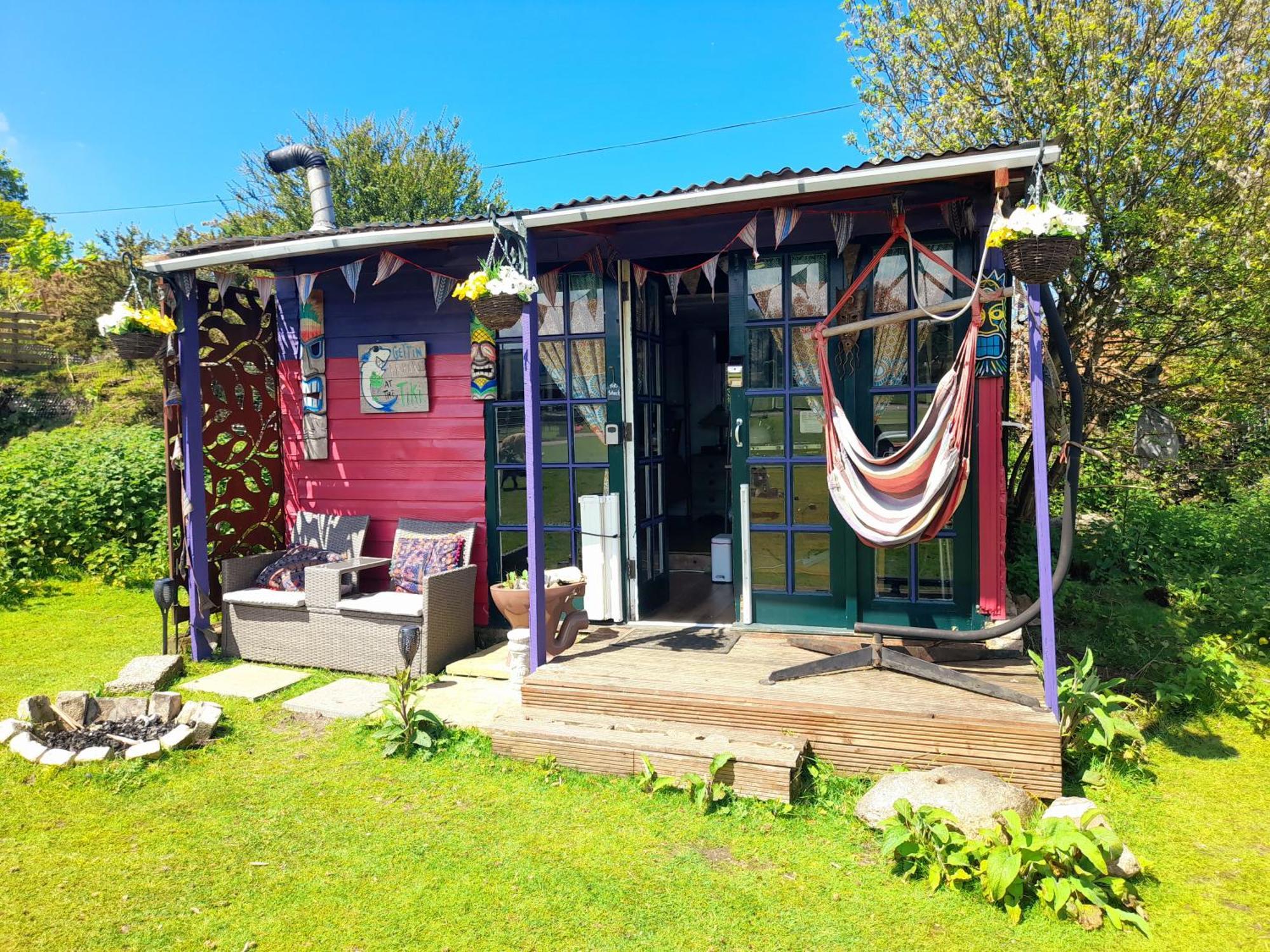 Treguth Glamping Unique Experience - Themed Huts Hotel Saint Day Ruang foto